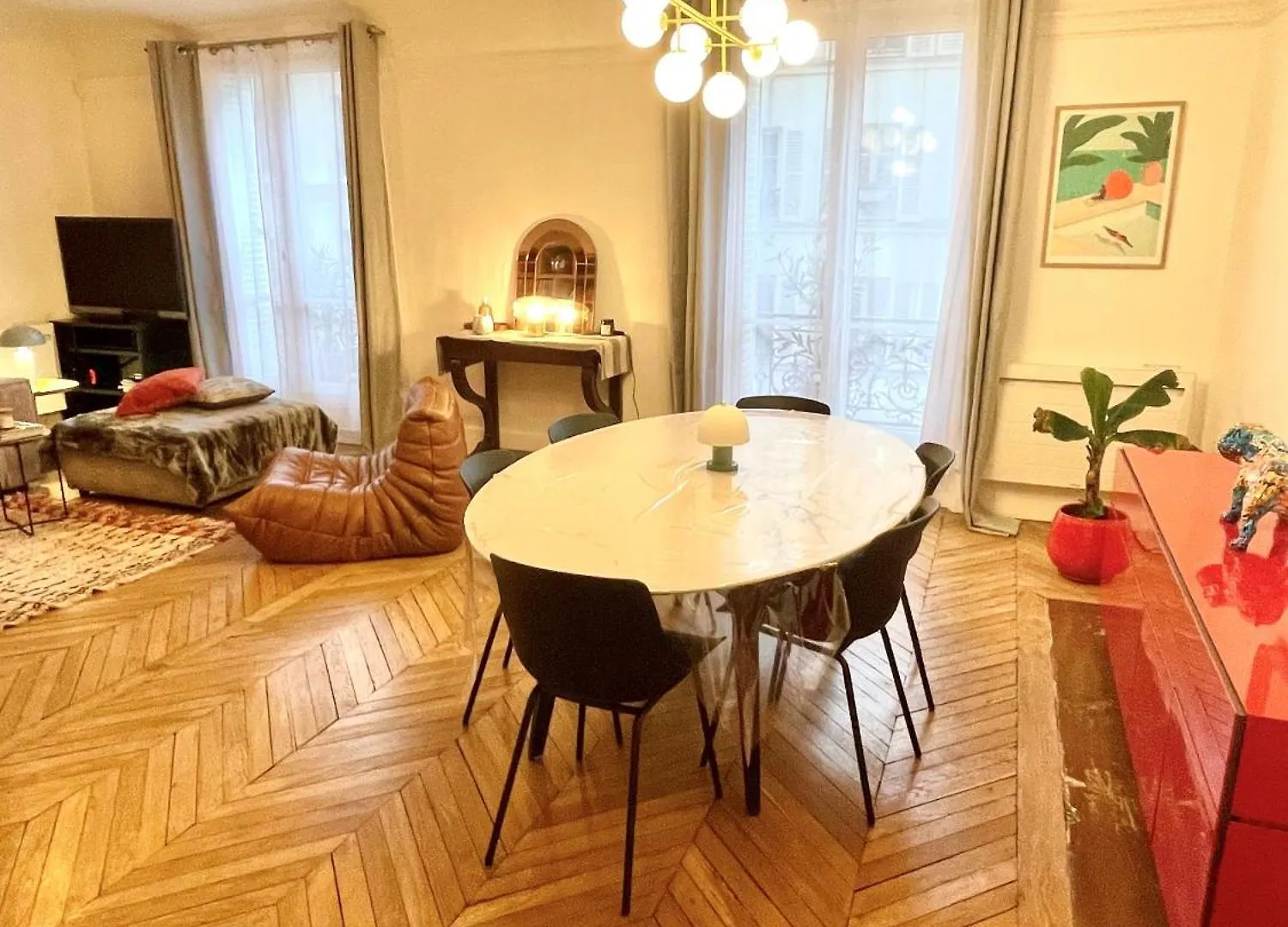 Spatious Charming Parisian Flat Apartment